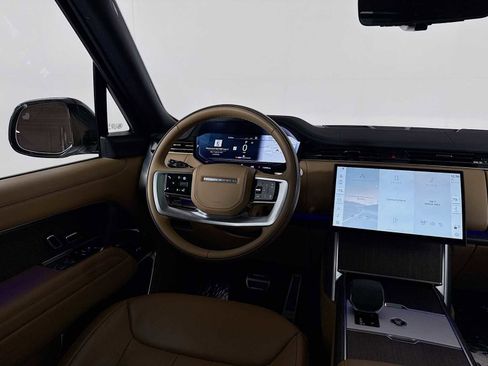 Certified 2025 Land Rover Range Rover Long Wheelbase SE AWD/4WD image 35
