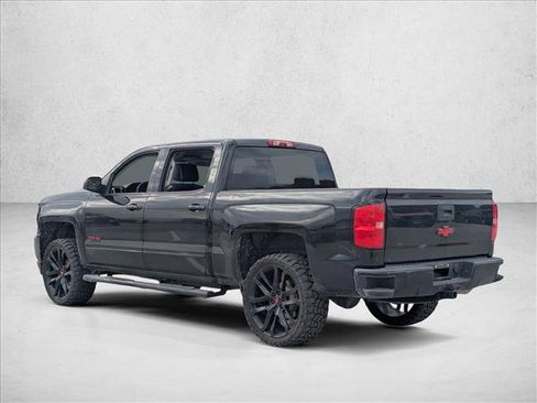 Used 2018 Chevrolet Silverado 1500 LT w/ Texas Edition image 7
