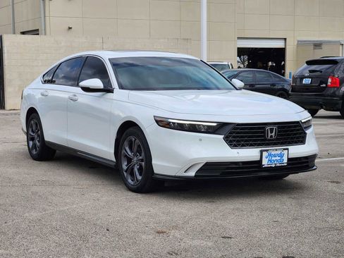 Certified 2024 Honda Accord EX-L image 3