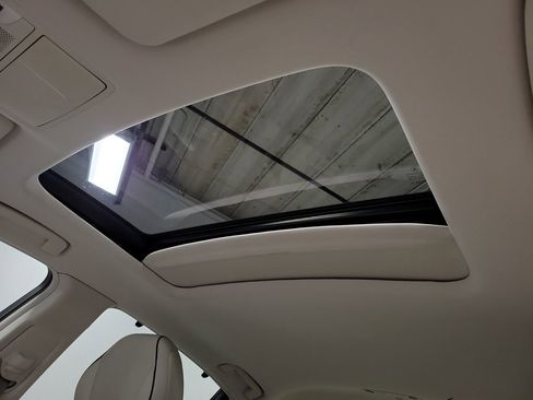 Used 2019 Acura RLX Sport Hybrid w/ Advance Pkg image 14