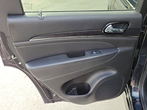 Used 2020 Jeep Grand Cherokee High Altitude image 9