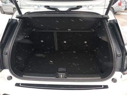 Certified 2025 Volvo EX30 Plus w/ Protection Package Premier image 31