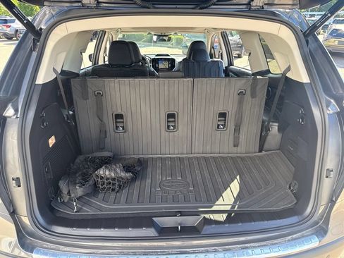 Used 2023 Subaru Ascent Limited w/ Technology Package AWD/4WD image 26
