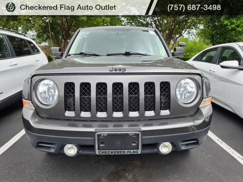 Used 2015 Jeep Patriot Sport w/ Power Value Group FWD image 2