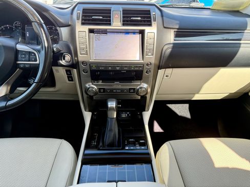 Used 2020 Lexus GX 460 Premium image 33