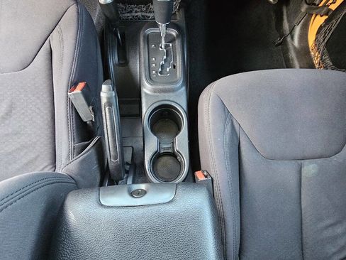 Used 2013 Jeep Wrangler Sport image 21