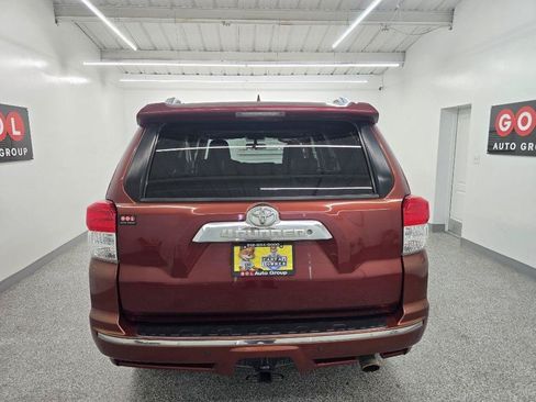 Used 2010 Toyota 4Runner SR5 RWD image 5