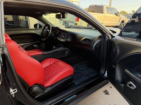 Used 2021 Dodge Challenger R/T Scat Pack image 28
