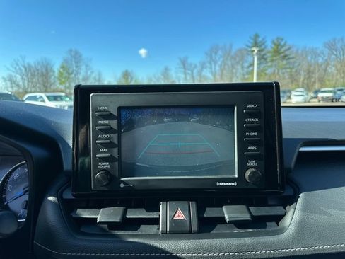 Certified 2022 Toyota RAV4 LE AWD/4WD image 44