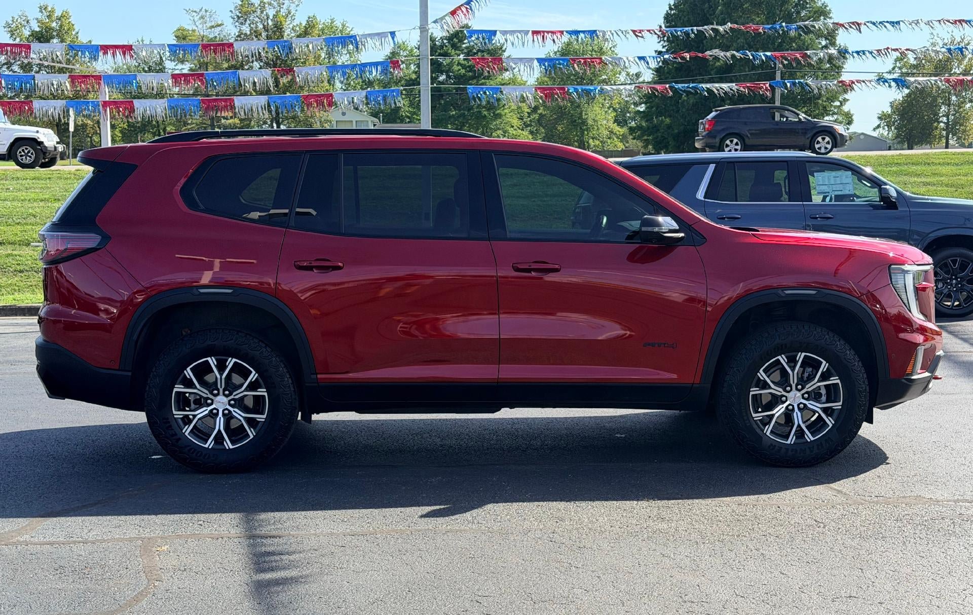 Used 2024 GMC Acadia AT4 w/ Super Cruise Package AWD/4WD image 4