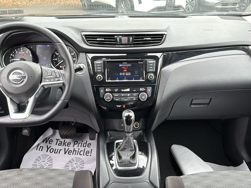 Certified 2021 Nissan Rogue Sport SV AWD/4WD image 5