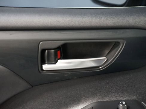 Certified 2024 Toyota Highlander XLE image 34