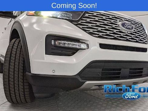 Certified 2023 Ford Explorer Platinum w/ Technology Package image 25