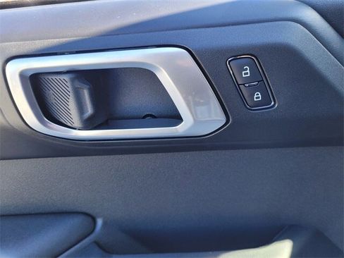 New 2025 Ford Bronco Badlands w/ Sasquatch Package image 25