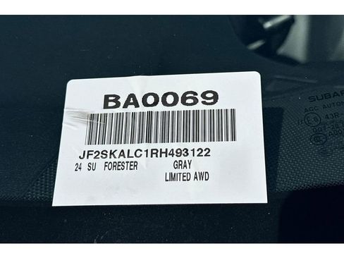Used 2024 Subaru Forester Limited image 14