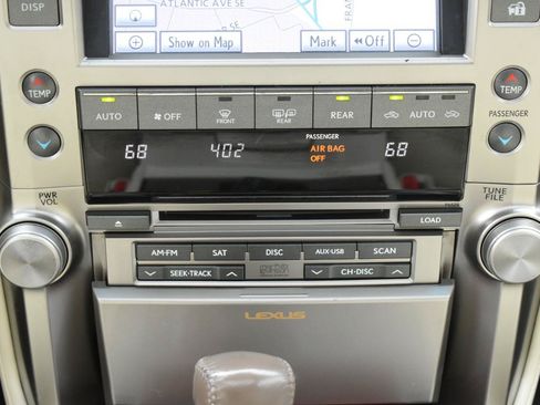 Used 2013 Lexus GX 460 w/ Comfort Plus Pkg AWD/4WD image 21