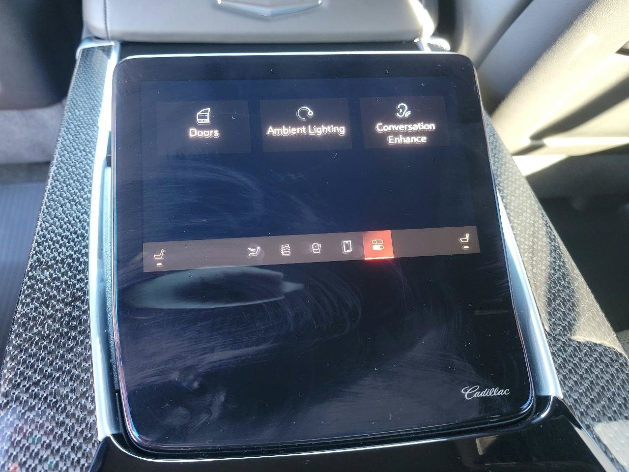 Used 2025 Cadillac Escalade V AWD/4WD image 40