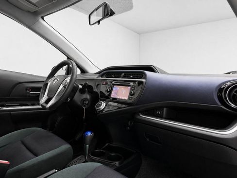 Used 2016 Toyota Prius C Two FWD image 35
