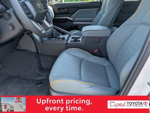 Used 2025 Toyota 4Runner Trailhunter AWD/4WD image 12
