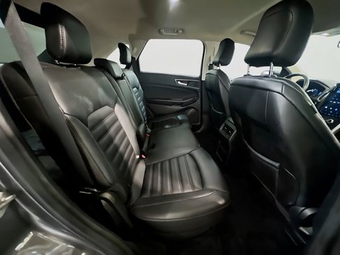 Used 2022 Ford Edge SEL AWD/4WD image 19