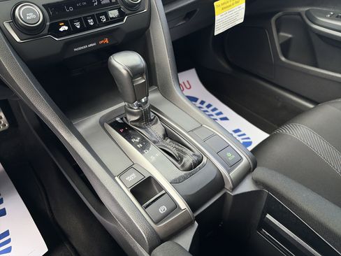 Used 2017 Honda Civic Sport image 29