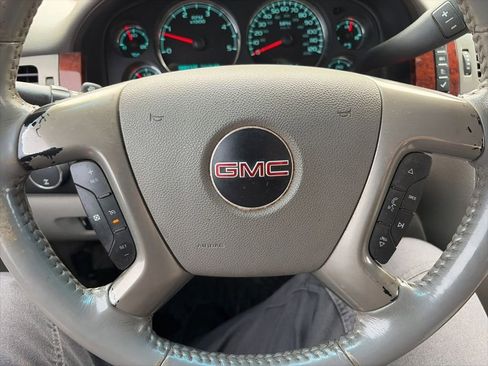 Used 2009 GMC Sierra 3500 SLT w/ SLT Convenience Package AWD/4WD image 24