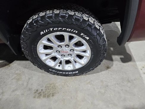 Used 2014 GMC Sierra 1500 SLE w/ SLE Value Package image 25