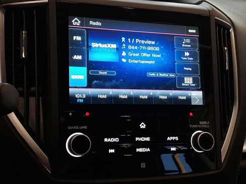 Certified 2022 Subaru Crosstrek 2.5i Limited image 3