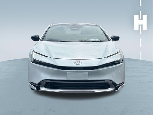 Used 2025 Toyota Prius Plug-In Hybrid w/ Limited Premium Package FWD image 2