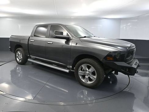 Used 2018 RAM 1500 Big Horn AWD/4WD image 1