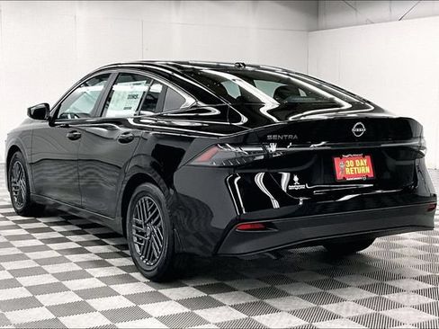 New 2026 Nissan Sentra SV w/ SV Convenience Package FWD image 4