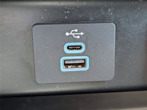 Used 2024 Ford F250 XLT image 23