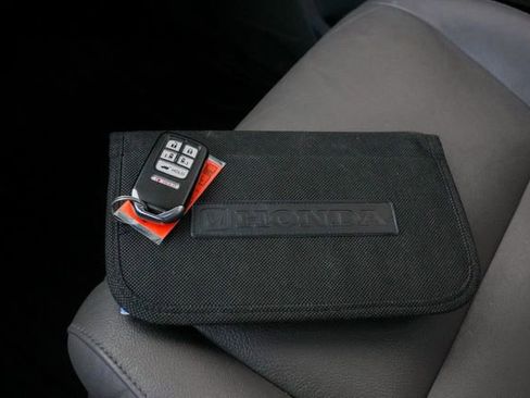 Used 2016 Honda Odyssey Touring image 46