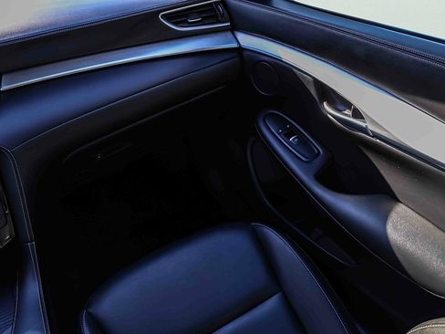 Used 2020 INFINITI QX50 Luxe w/ Navigation Package image 19