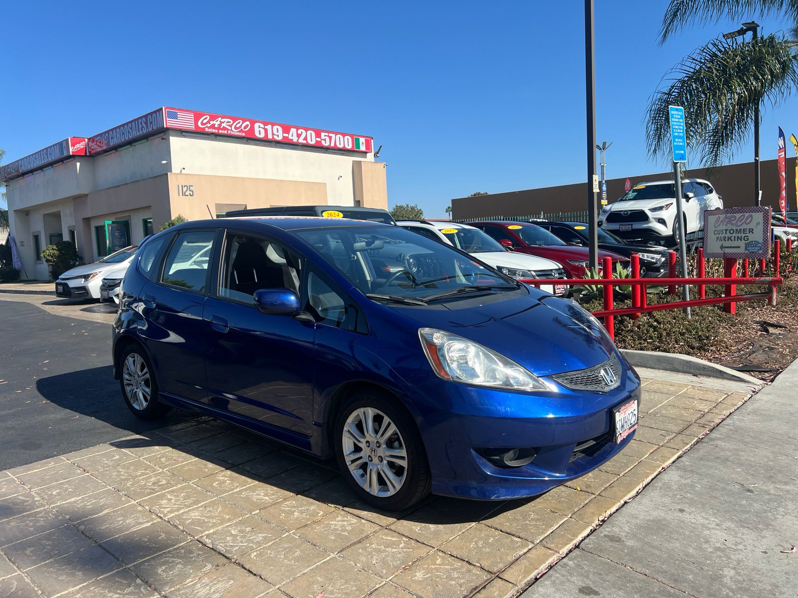 Used 2011 Honda Fit Sport image 2