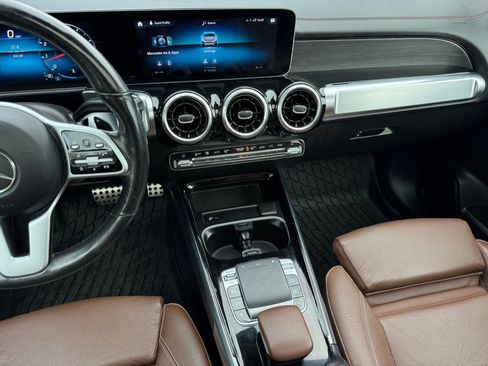 Used 2020 Mercedes-Benz GLB 250 4MATIC image 54