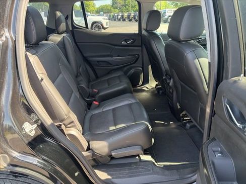 Used 2019 GMC Acadia SLT image 13