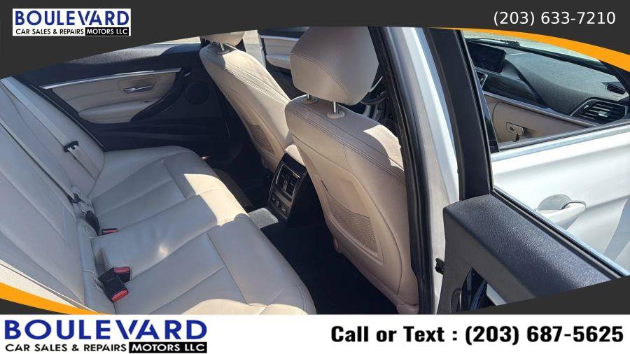 Used 2017 BMW 330i xDrive Sedan AWD/4WD image 35