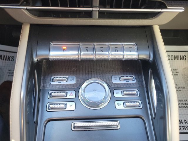 Certified 2024 Lincoln Nautilus Premier AWD/4WD image 41