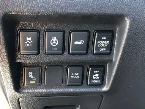 Used 2020 Nissan Pathfinder Platinum AWD/4WD image 15