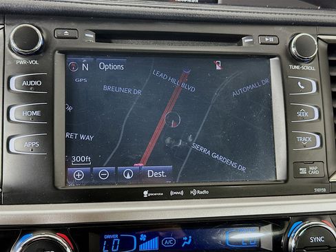 Used 2016 Toyota Highlander XLE AWD/4WD image 22
