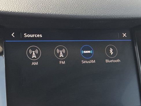 Used 2022 Chevrolet Trax LS w/ Tint and Cruise Package image 4