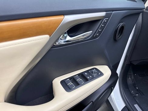 Used 2022 Lexus RX 350 FWD w/ Premium Package image 32