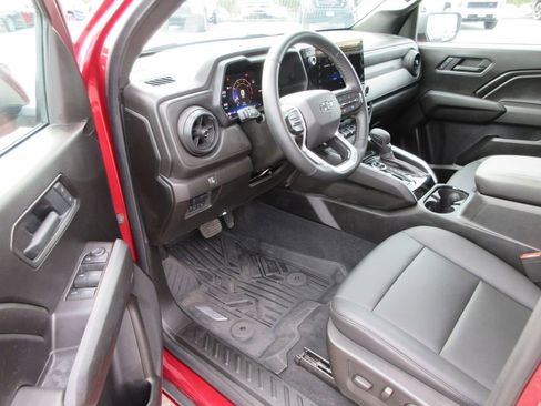 Certified 2025 Chevrolet Colorado Trail Boss image 13