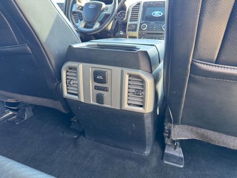 Used 2017 Ford F350 Lariat w/ Lariat Ultimate Package AWD/4WD image 16