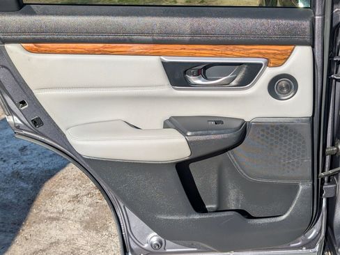 Used 2017 Honda CR-V Touring image 34