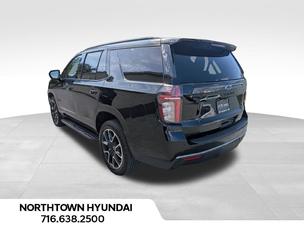 Used 2022 Chevrolet Tahoe RST w/ Luxury Package AWD/4WD image 3
