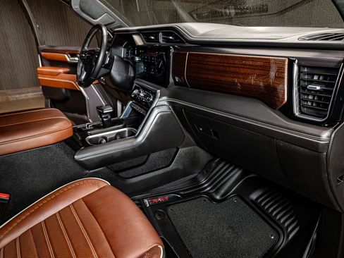 Used 2023 GMC Sierra 1500 Denali Ultimate image 19