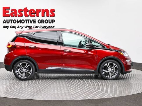 Used 2018 Chevrolet Bolt Premier w/ Driver Confidence II Package FWD image 4