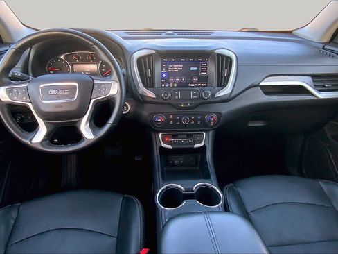 Used 2024 GMC Terrain SLT AWD/4WD image 15